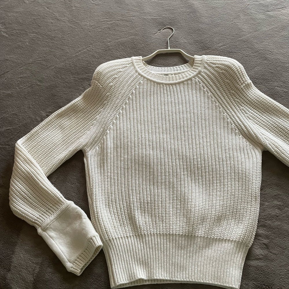Cashmere sweater